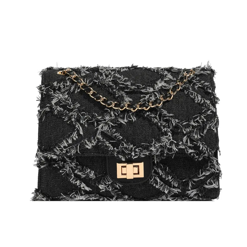 Gesteppte Schultertasche aus Denim