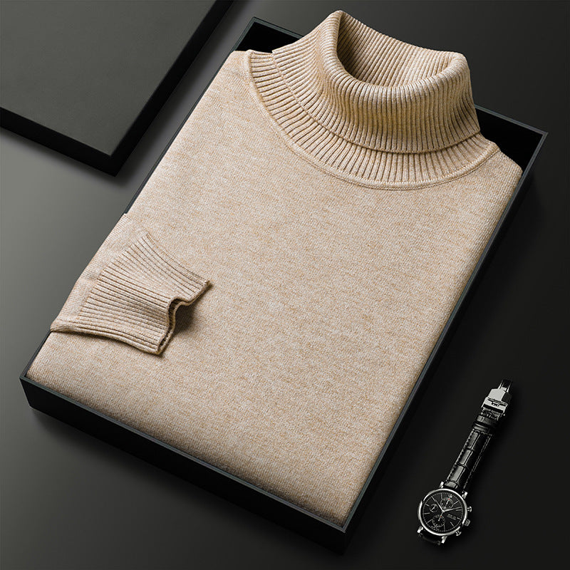 Demure™ Slim-Fit Rollkragenpullover