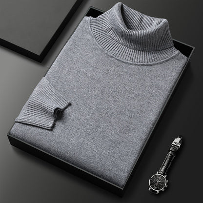 Demure™ Slim-Fit Rollkragenpullover